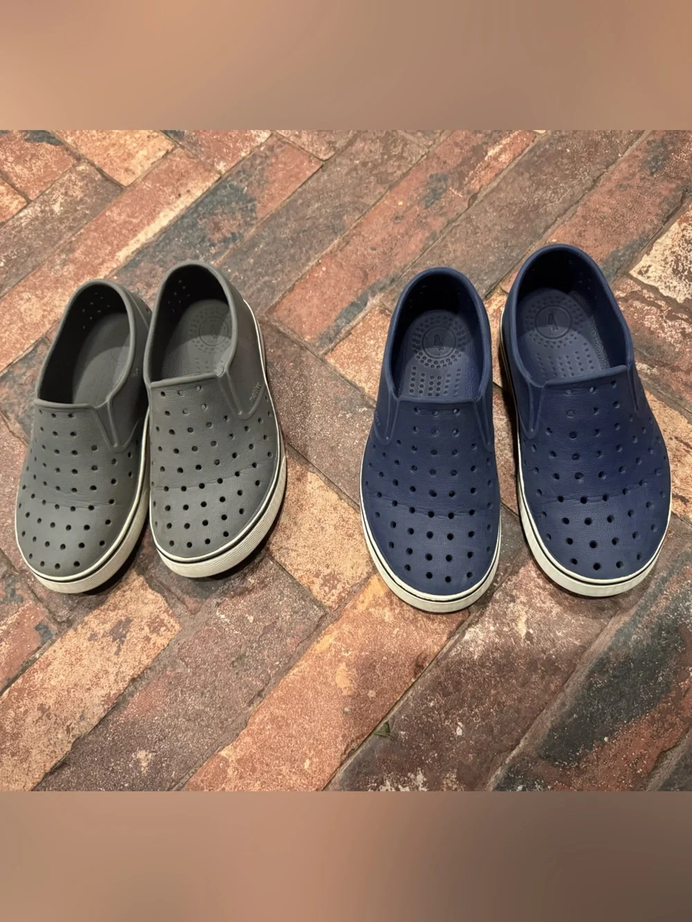 2 pairs Native Miles Kids Water Shoes Slip-On in Gray and Navy C-13, VGUC